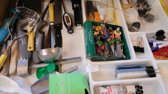 DRAWER OF KNIFES AND CHIP CLIPS