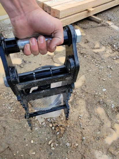 FUTURE MINI EXCAVATOR THUMB