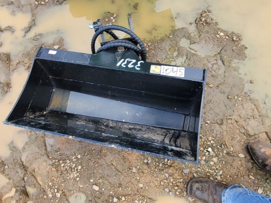 MINI EXCAVATOR BUCKET 3T HYDRAULIC TILT