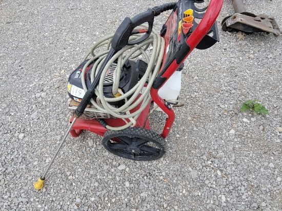 6HP BRIGGS AND STRATTON CRAFTSMAN 2500PSI PRESSURE WASHER WITH WHEELS