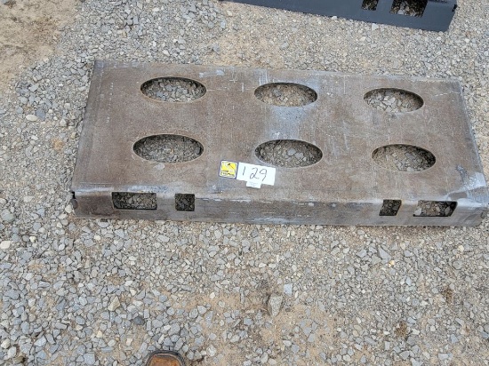 UNIVERSAL QUICK ATTACH PLATE. WELDABLE W/ HIGH VIABILITY CUTOUTS ADDED TO P