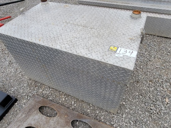 100 GALLON FUEL TANK ALUMINUM 3'4" LONG X 2' WIDE X 2' DEEP