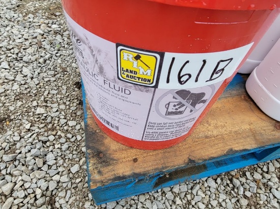 5 GALLON HYDRAULIC FLUID SIGNATURE LUBRICANTS BUCKET (2)