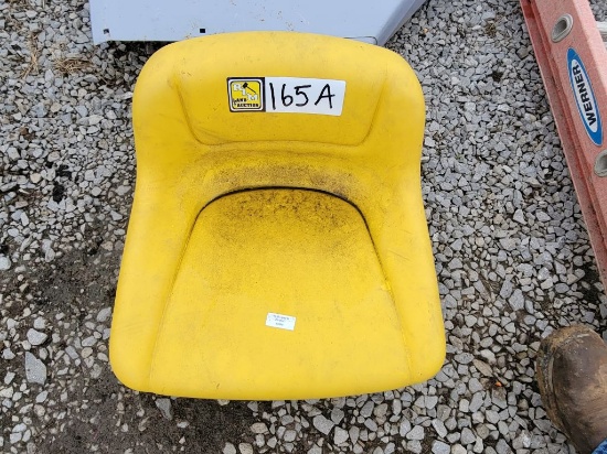JOHN DEERE SEAT
