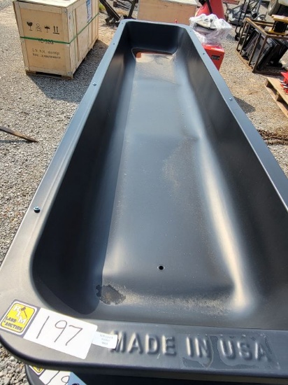 NEW 10' POLY FEED BUNK