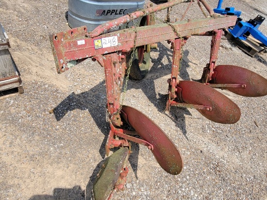 3 BOTTOM PLOW RED