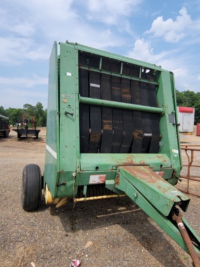 530 JOHN DEERE ROUND BALER 5X6 HAS PTO, FIXED SPRING