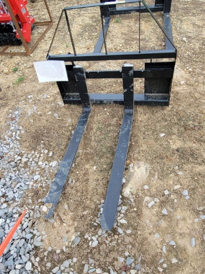 2025 MOWER KING SKID STEER FORKS, ADJUSTABLE QA, 4000LBS RATING, SN: SA2503