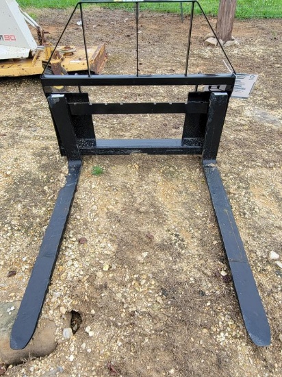 2025 MOWER KING SKID STEER FORKS, ADJUSTABLE QA, 4000LBS RATING, SN: SA2503
