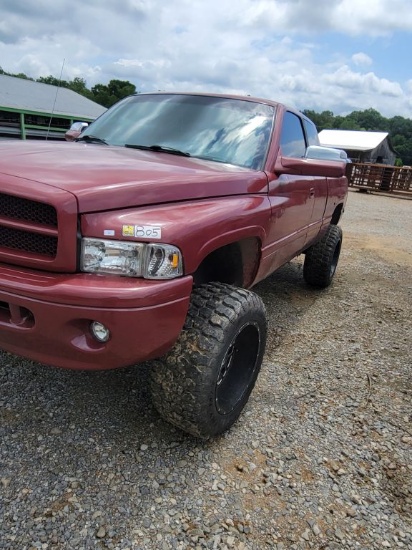 1999 DODGE RAM 2500 EXTENDED CAB TRUCK, 4WD, 5' BDS LIFT, 5.9 CUMMINS 24 VA