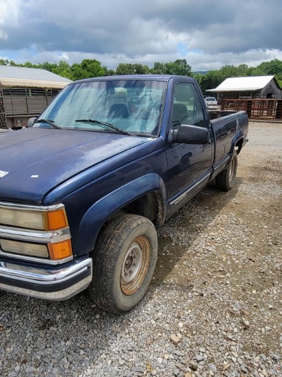 1995 CHEVROLET 2500 SINGLE CAB TRUCK, AUTOMATIC TRANSMISSION, 4X4 WORKS, LO