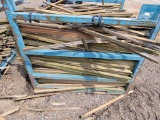 4 X 4 RACK WITH TOMATO STICKS