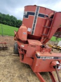 GEHL 125 MIX-ALL HYDRAULIC GRINDER MIXER, SCALES, HAMMERS NEVER TURNED