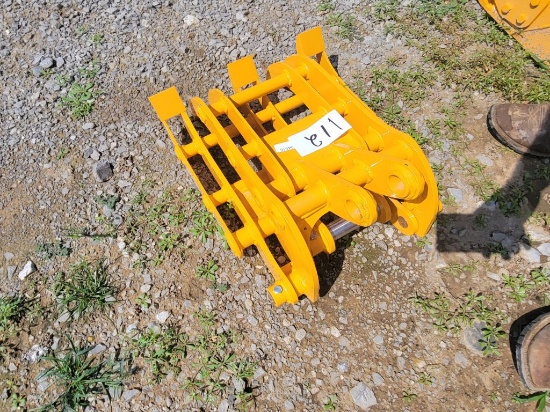 2026 FUTURE CAT 301 EXCAVATOR GRABBER ATTACHMENT, SELLS ABSOLUTE