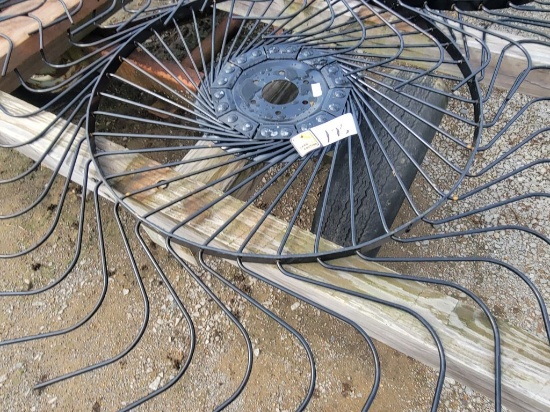 NEW FIRST QUALITY LEFT HAND RAKE WHEEL, SELLS ABSOLUTE
