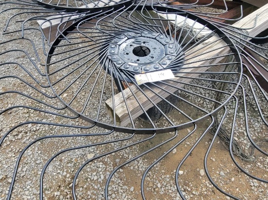 NEW FIRST QUALITY RIGHT HAND RAKE WHEEL, SELLS ABSOLUTE