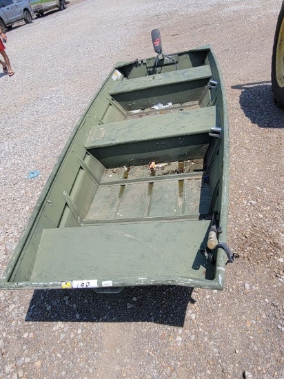 ALUMACRAFT 12 X 4 ALUMINUM BOAT WITH TROLLING MOTOR, NO TRAILER, NO PAPERWO