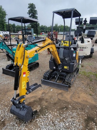 2026 Cfg Model:Mx15rx Mini Excavator, Rato ,13.5hp,8.6kw,With Pilot System,