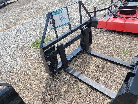 2026 Mower King Model:Sa Skid Steer Forks, Adjustable, Quick Attach, 4,000l