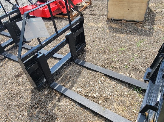 2026 Mower King Model:Sa Skid Steer Forks, Adjustable, Quick Attach, 4,000l
