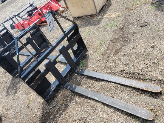 2026 Mower King Model:Sa Skid Steer Forks, Adjustable, Quick Attach, 4,000l
