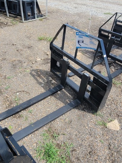 2026 Mower King Model:Sa Skid Steer Forks, Adjustable, Quick Attach, 4,000l