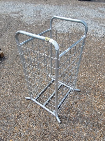 NEW GALV SQUARE BALE FEEDER *SELLS ABSOLUTE