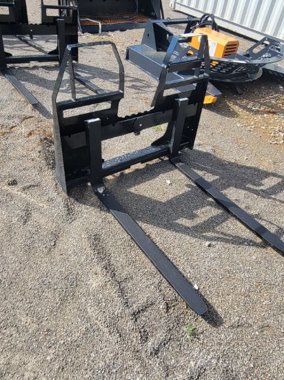 2026 Agt Model:Sscpf42-2200-Wff Skid Steer Forks, To Fit Forklift, 42in,220