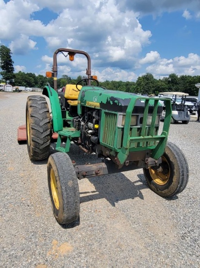 JOHN DEERE 5200 TRACTOR, 2WD, NEW CLUTCH, HOURS SHOWING:8300 AND COUNTING,