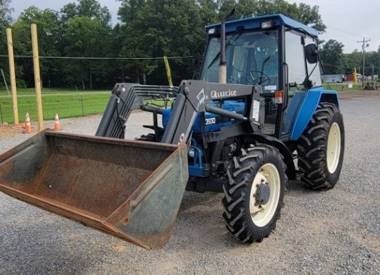1999 NEW HOLLAND 3930 TRACTOR - 4WD , CAB, 1 SET OF HYD, Q710 QUICKE LOADER