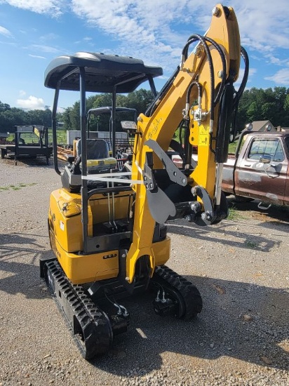 2026 Cfg Model:Qk20r Mini Excavator, Rato 23hp,16.8kw Gasoline Engine With