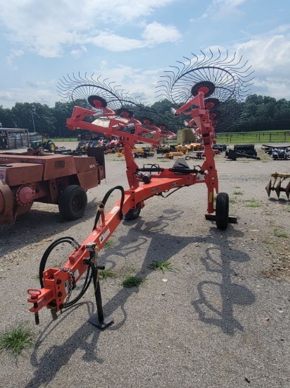 BRAND NEW FIRST QUALITY 8 WHEEL AGLINE AVR 8 V RAKE, HYDRAULIC, ORANGE, SN: