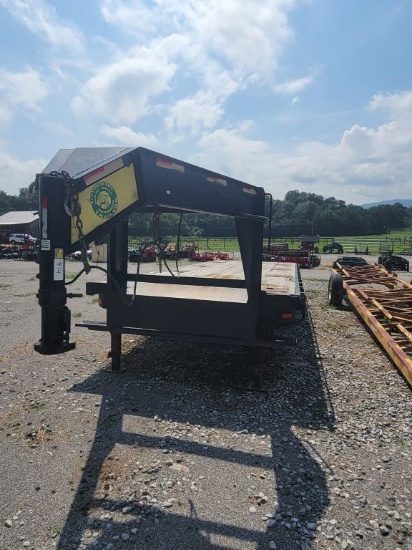 2017 26' X 8' Gatormade Gooseneck Trailer, With Spare, Has Pockets For Pole