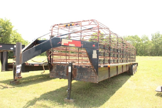 1999 WW 32' STOCK TRAILER, 4 CUTS, VIN:1GSS6736EB024526, NO TITLE **SELLING