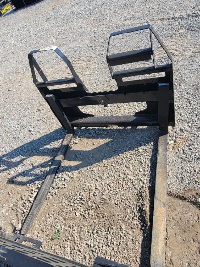 2026 AGT MODEL:SSCPF42-2200-WFF SKID STEER FORKS, TO FIT FORKLIFT, 42IN,220