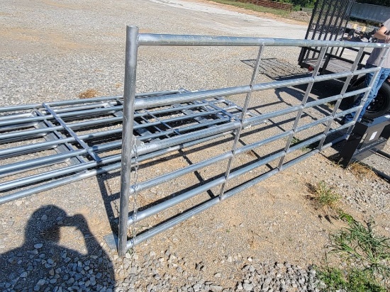 NEW HEAVY DUTY 12' 6-BAR GALV GATE W/HARDWARE *SELLS ABSOLUTE