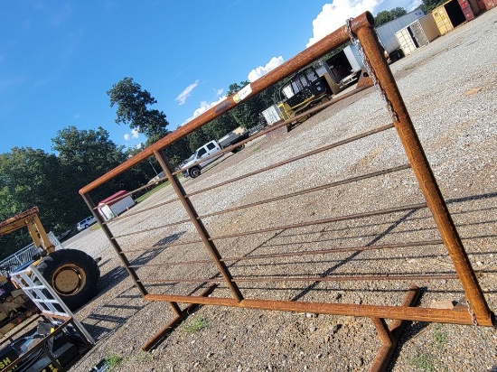 NEW 12' HEAVY DUTY FREE STANDING CORRAL PANEL *SELLS ABSOLUTE