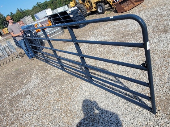 Tarter 16' American Blue 6-Bar Gate *Unused Scratch/Dent* Sells Absolute