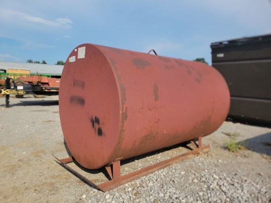 500 GALLON FUEL TANK ON SKIDS