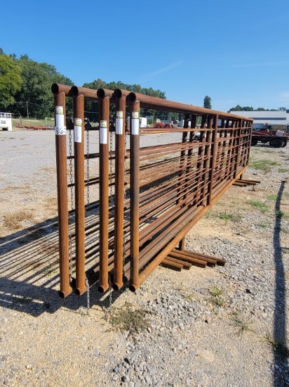 NEW 24' HEAVY DUTY 2 5/8 FREE STANDING CORRAL PANELS (5) INV 35084-35088