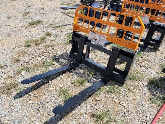 2026 LANDHONOR MODEL:PF-11-3500G PALLET FORK, 4,000 LB RATING, 42 IN LONG A