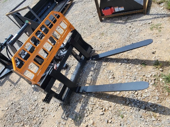 2026 LANDHONOR MODEL:PF-11-3500G PALLET FORK, 4,000 LB RATING, 42 IN LONG A