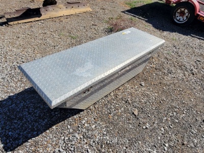 Aluminum Truck Tool Box *Sells Absolute