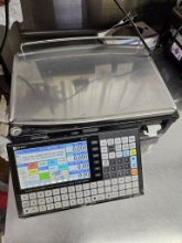 COUNTER TOP DIGITAL SCALE W/ LABEL PRINTER AND PRICE COMPUTING, - ISHIDA UN