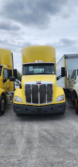 2021 PETERBILT 579 Serial Number: 1XPBD49X8MD738856