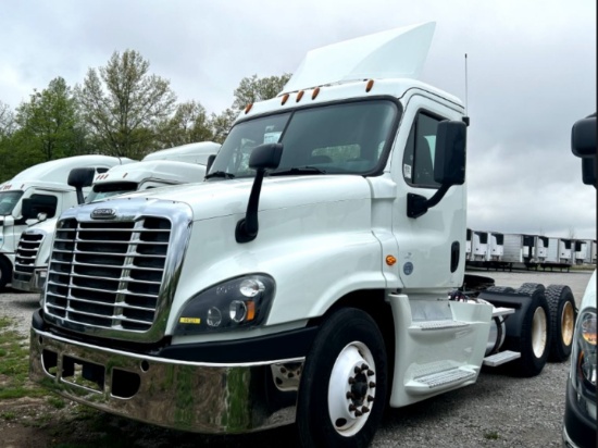 2016 FREIGHTLINER CASCADIA Serial Number: 1FUJGEBG7GLHH6391