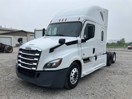 2018 FREIGHTLINER CASCADIA Serial Number: 3AKJHHDR7JSJT4523