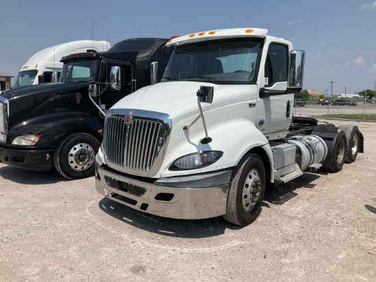 2019 INTERNATIONAL RH Serial Number: 3HSDWTZR5KN453633