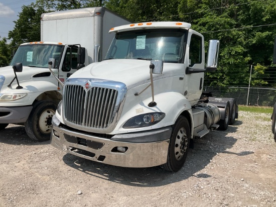 2019 INTERNATIONAL RH Serial Number: 3HSDWTZR1KN456643