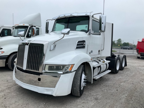 2017 WESTERN STAR 5700 Serial Number: 5KJJBLDR5HLJH7144